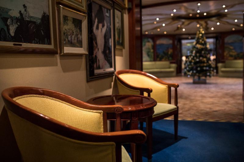 Onriver - Ms Cezanne 4*
