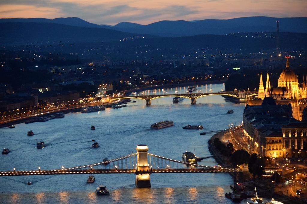 Onriver - Ms Cezanne 4* Budapešť